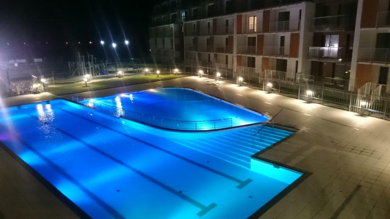 Apartament 4 Seasons- Basen Wewnetrzny,Jacuzzi,Sauna,Silownia I Kulkoland W Cenie!!! Kołobrzeg Exterior foto