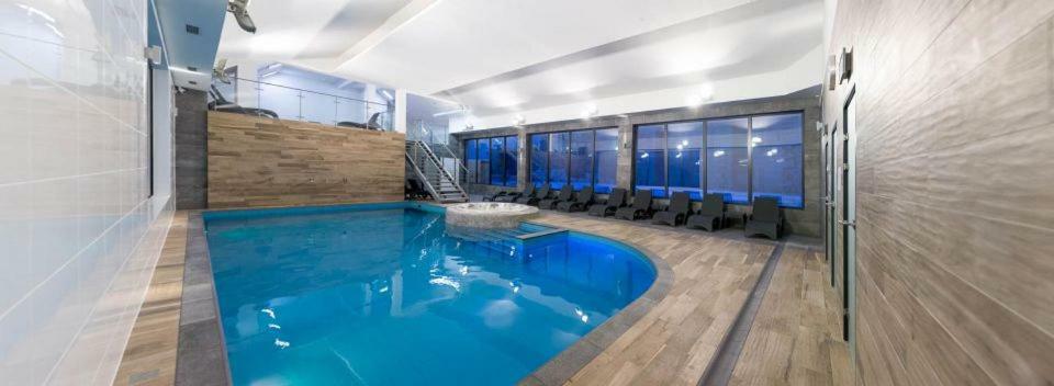 Apartament 4 Seasons- Basen Wewnetrzny,Jacuzzi,Sauna,Silownia I Kulkoland W Cenie!!! Kołobrzeg Exterior foto