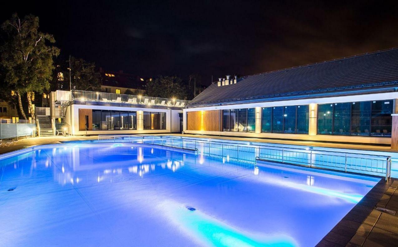 Apartament 4 Seasons- Basen Wewnetrzny,Jacuzzi,Sauna,Silownia I Kulkoland W Cenie!!! Kołobrzeg Exterior foto